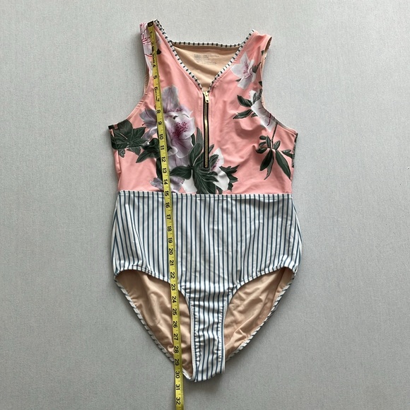 ALBION Floral and Striped One piece Swimsuit (XL) - Picture 5 of 8